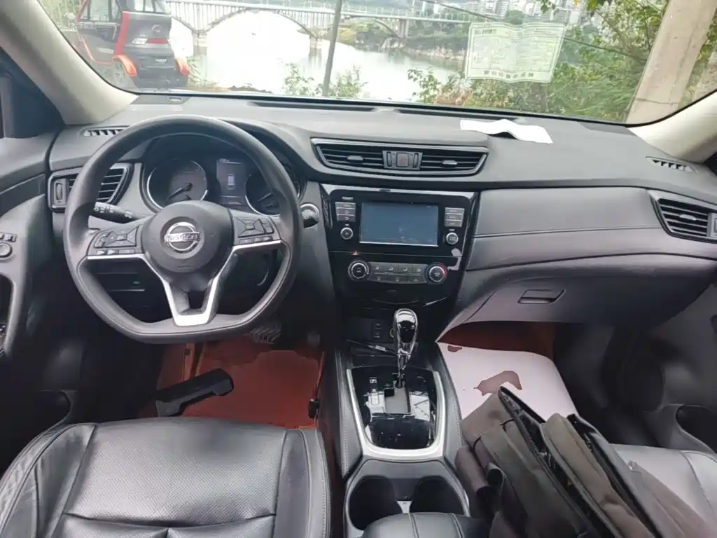 Nissan X-Trail — миниатюра 10