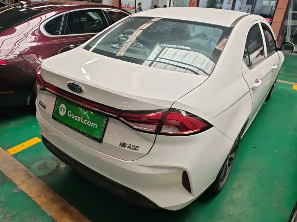 JAC JAC iEVA50 — миниатюра 5