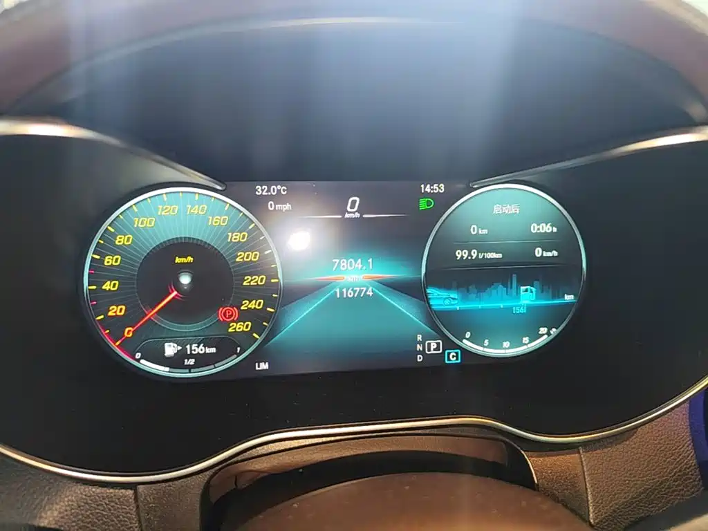 Mercedes-Benz GLC — миниатюра 12
