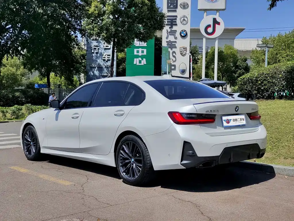 BMW 3 Series — миниатюра 4