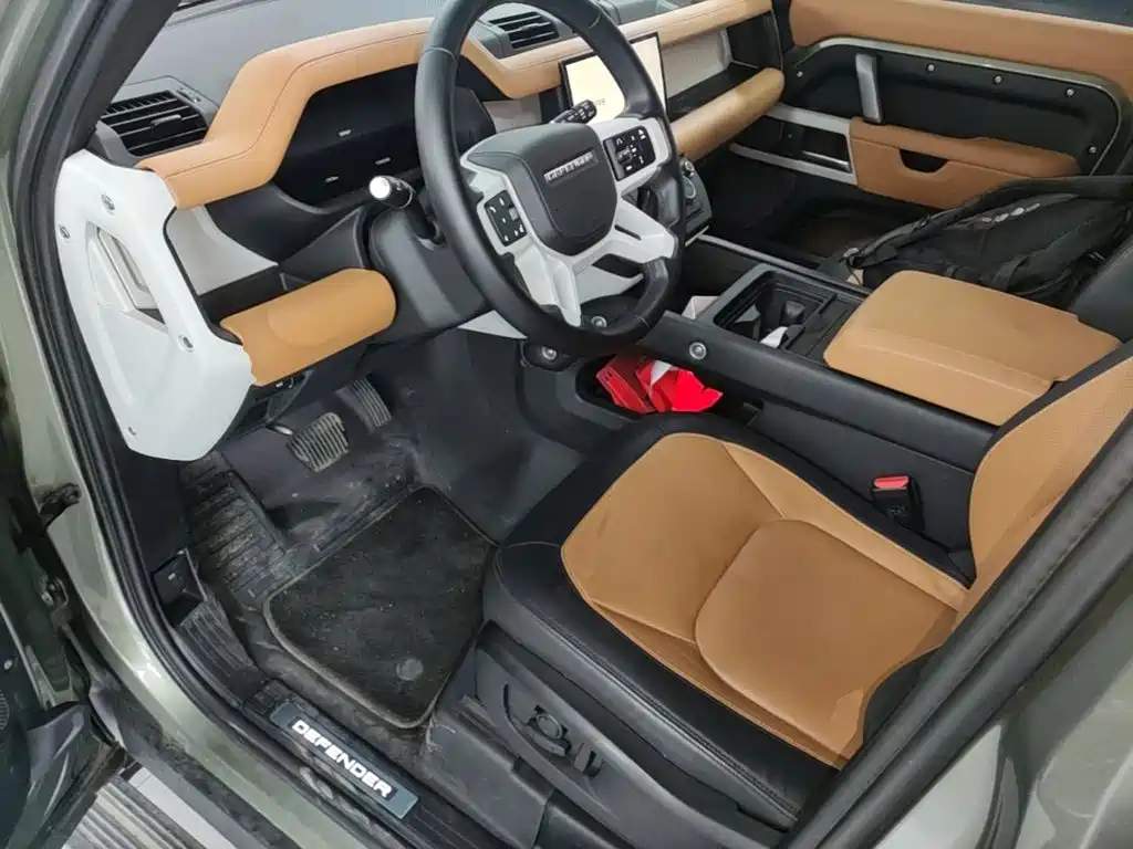 Land Rover Defender — миниатюра 15