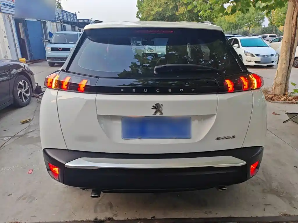 Peugeot 2008 — миниатюра 6