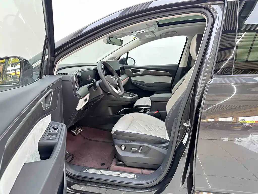 Volkswagen Talagon — миниатюра 10