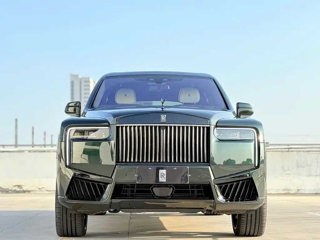 Rolls-Royce Cullinan — миниатюра 2