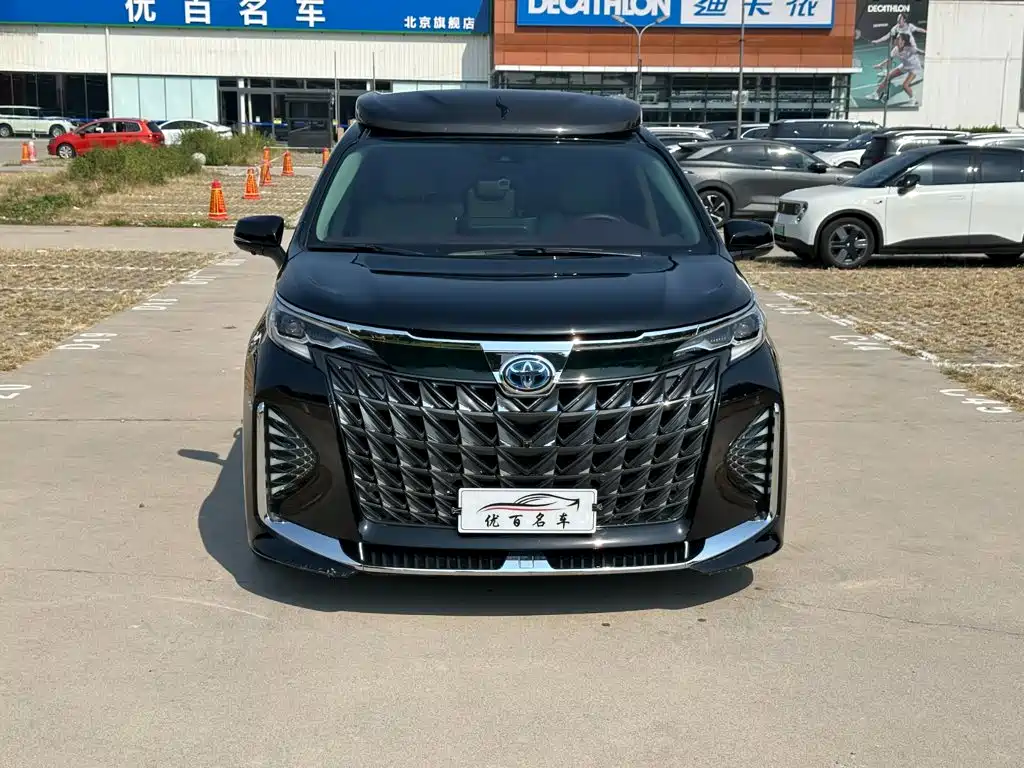 Huadong 华东牌商务车 — миниатюра 2