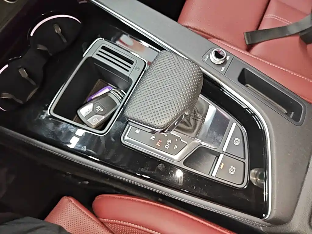 Audi A4L — миниатюра 14