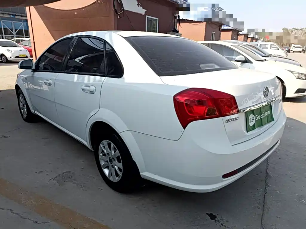 Buick Excelle — миниатюра 5