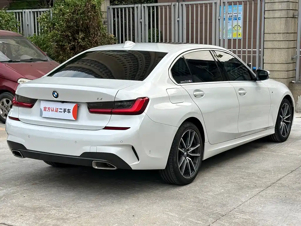 BMW 3 Series — миниатюра 9