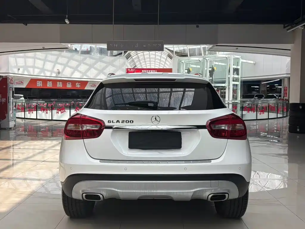 Mercedes-Benz GLA — миниатюра 5