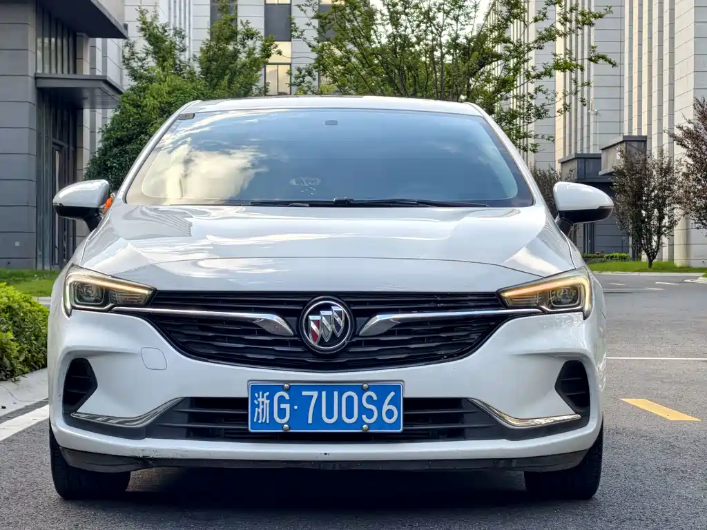 Buick Verano — миниатюра 8