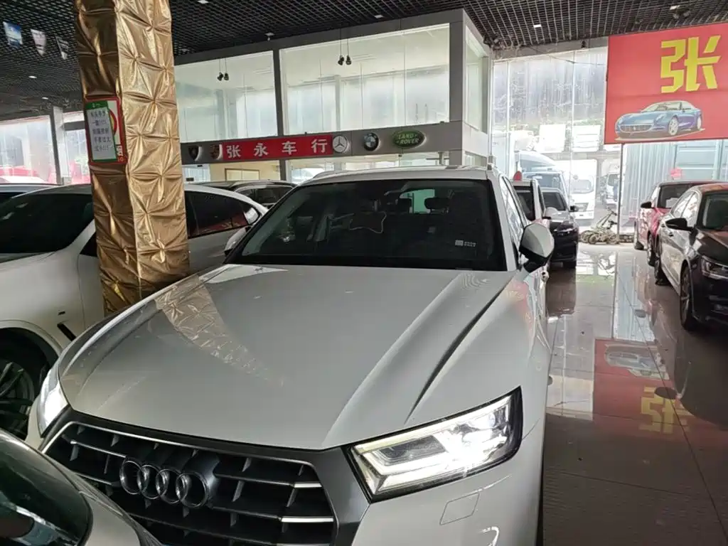 Audi Q5L — миниатюра 2
