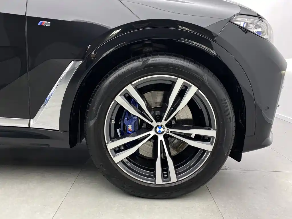 BMW X7 — миниатюра 7