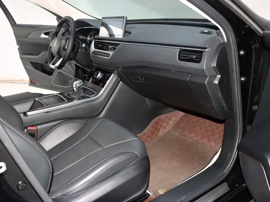 Hongqi Hongqi H5 — миниатюра 8