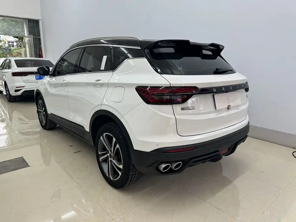 Geely Binyue — миниатюра 9