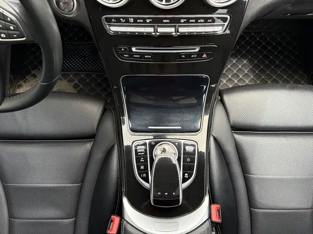 Mercedes-Benz GLC — миниатюра 10