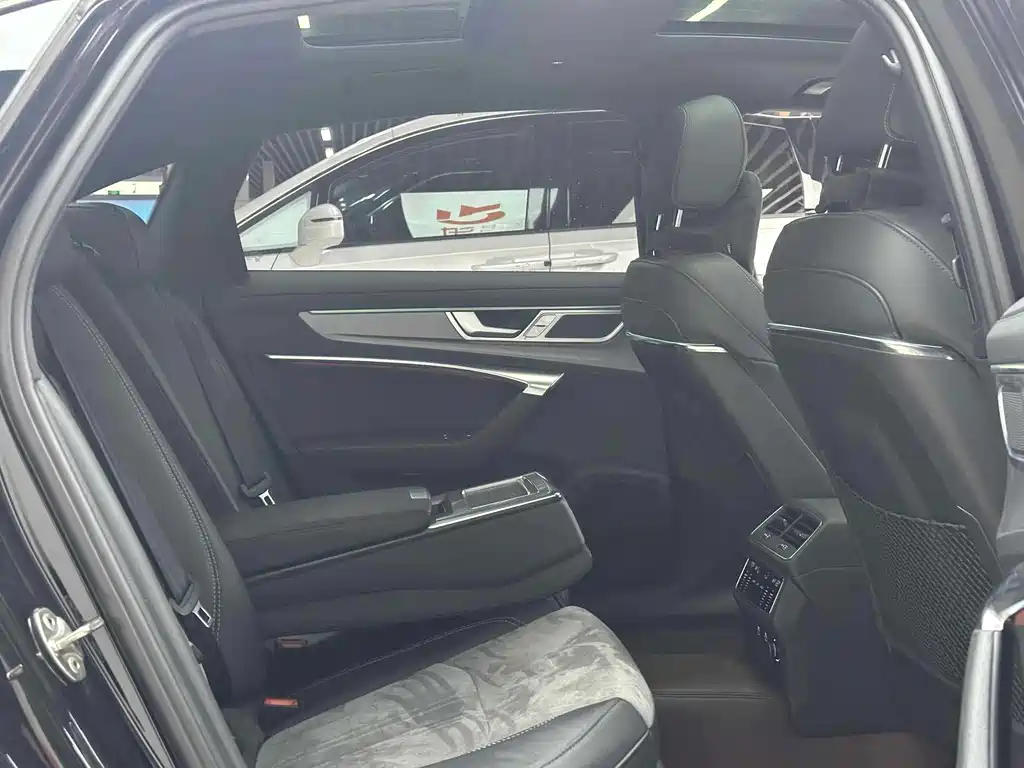 Audi A6L — миниатюра 17