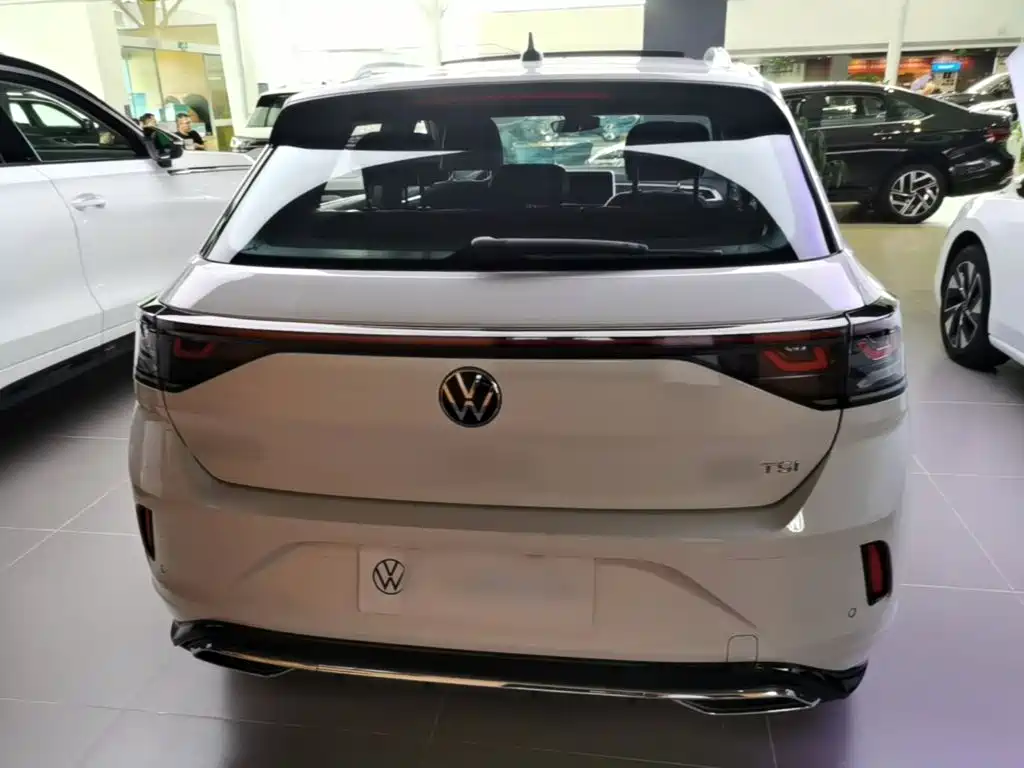 Volkswagen T-Roc — миниатюра 6