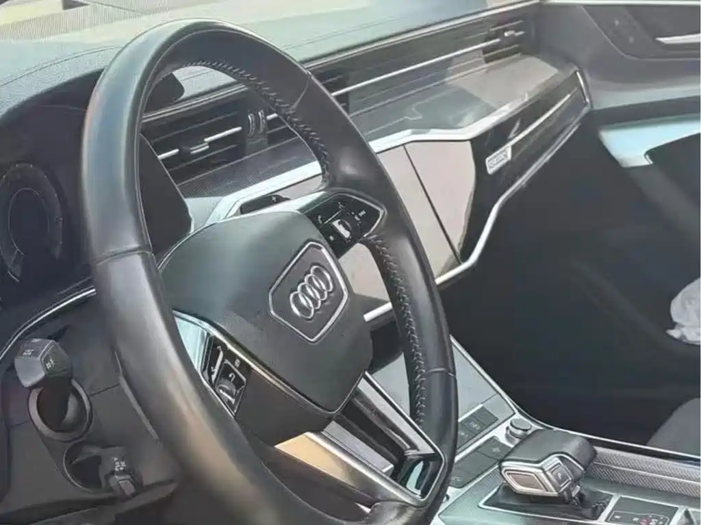 Audi A6L — миниатюра 5