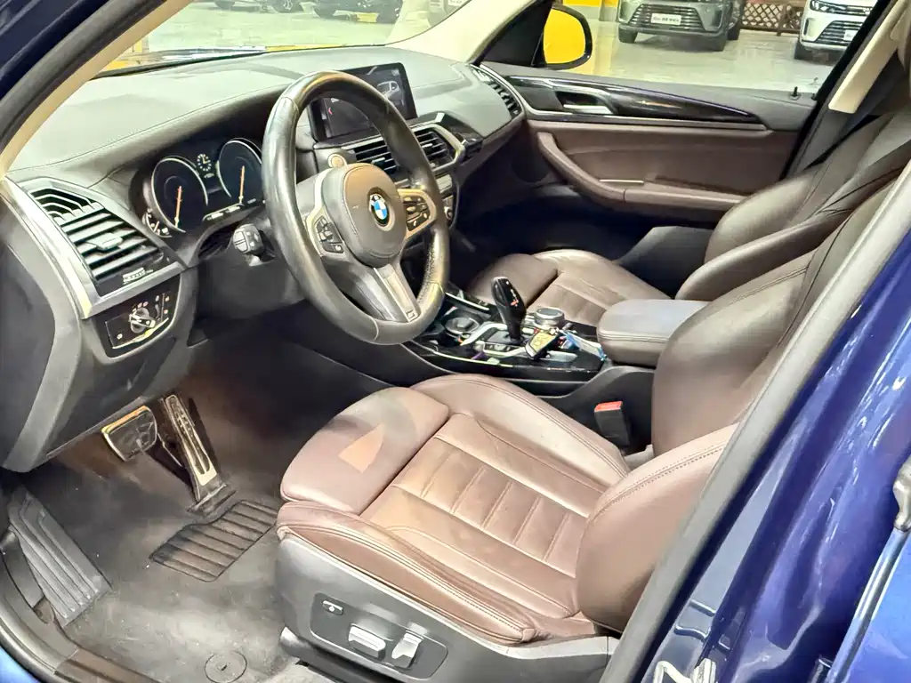 BMW X3 — миниатюра 9