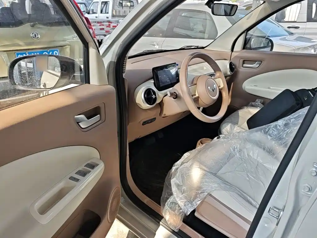 Wuling MINIEV — миниатюра 16