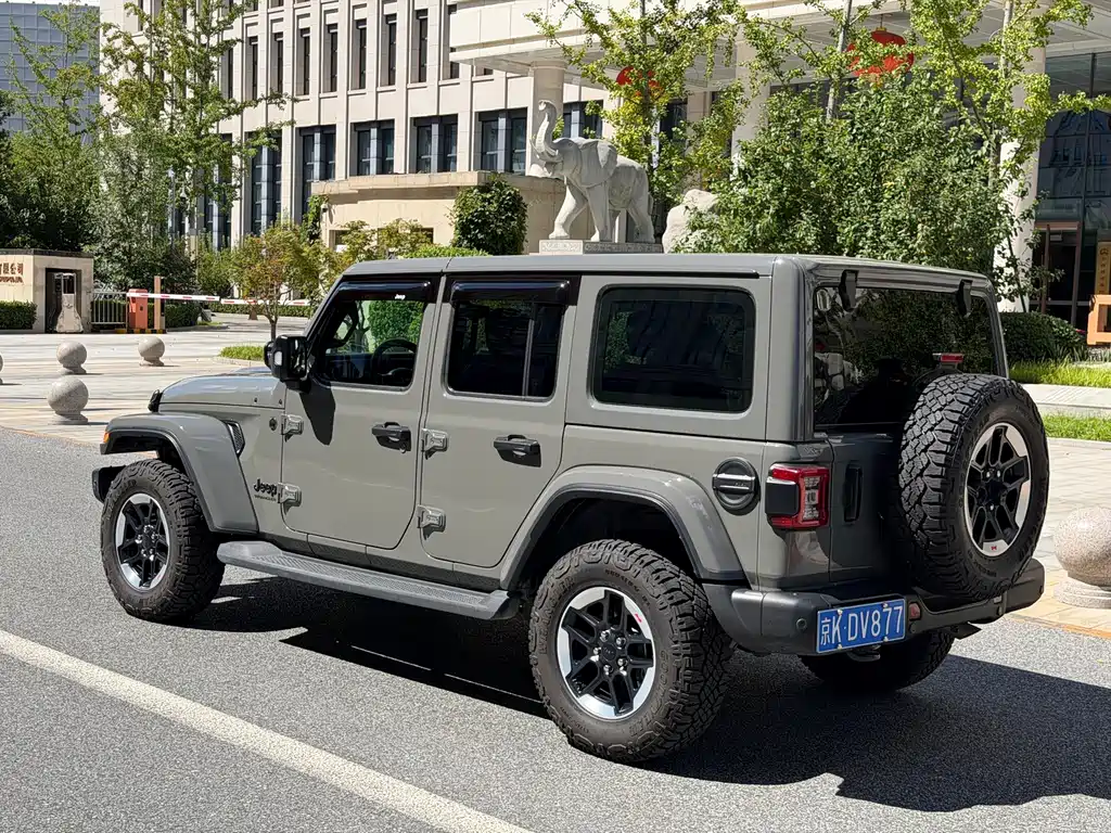 Jeep Wrangler — миниатюра 25