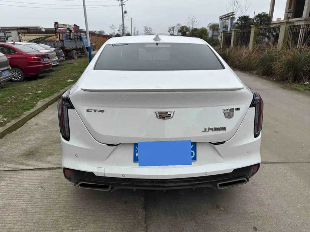 CADILLAC CT4