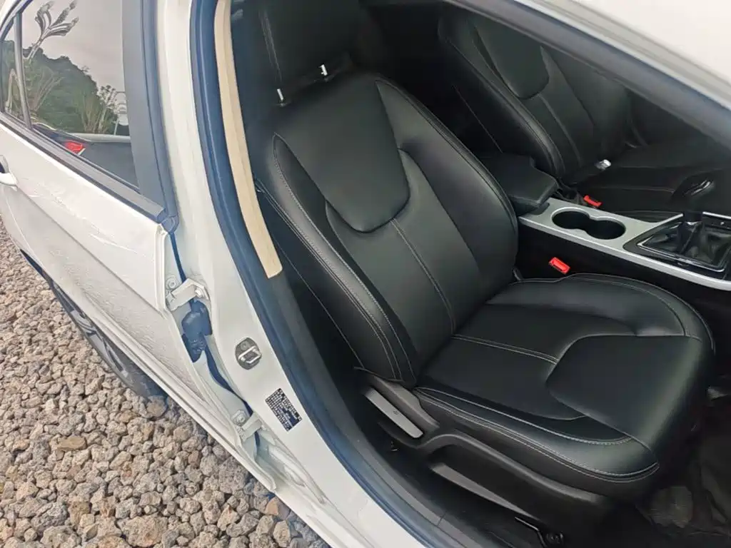 Chery Arrizo 5 — миниатюра 25