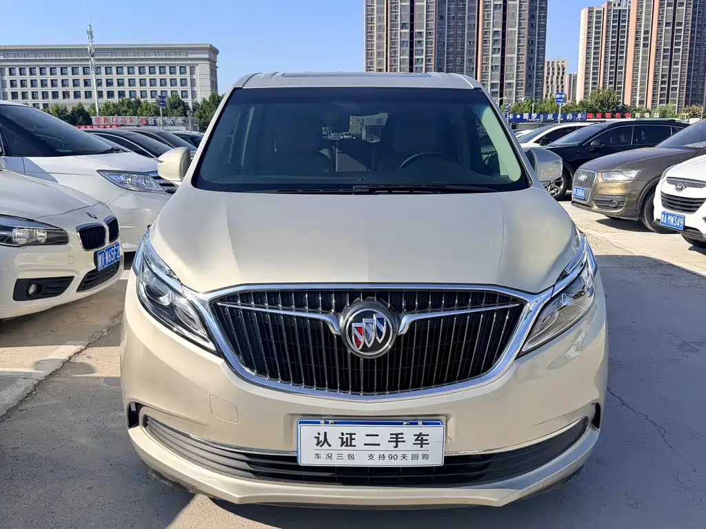 Buick GL8 — миниатюра 2