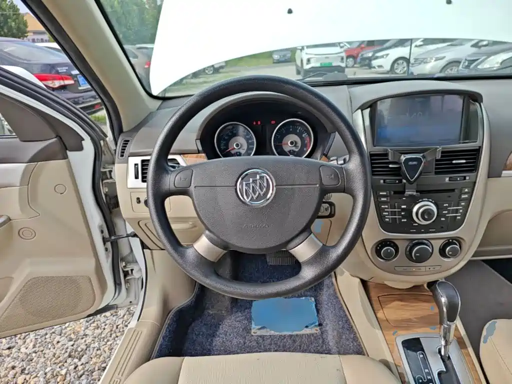 Buick Excelle — миниатюра 11