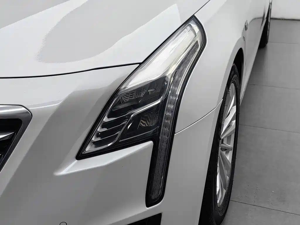 Cadillac CT6 — миниатюра 7