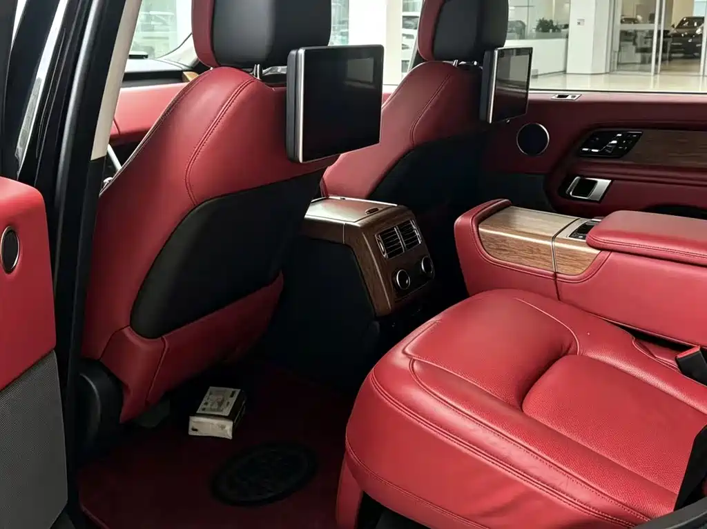 Land Rover Range Rover — миниатюра 3