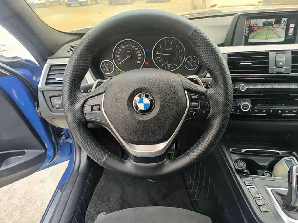 BMW 3 Series — миниатюра 11