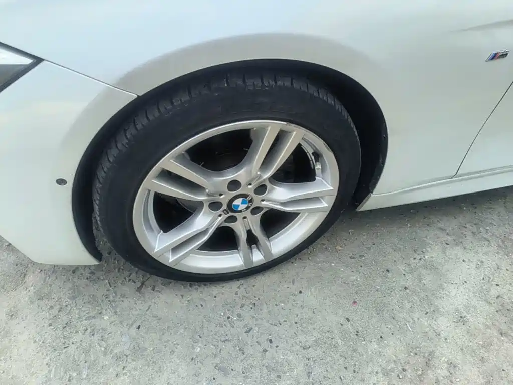 BMW 3 Series — миниатюра 23