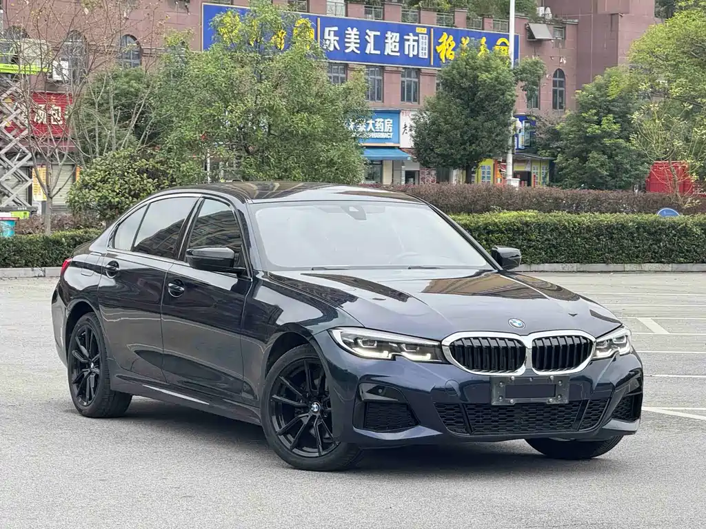 BMW 3 SERIES