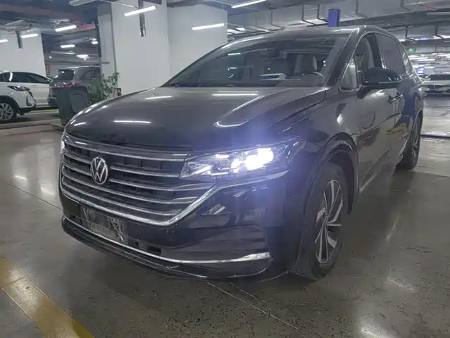 VOLKSWAGEN WEIRAN 2022