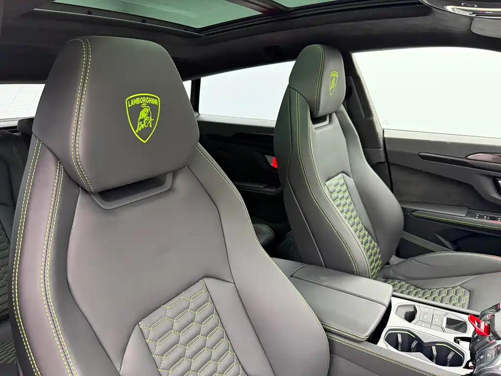 Lamborghini Urus — миниатюра 5