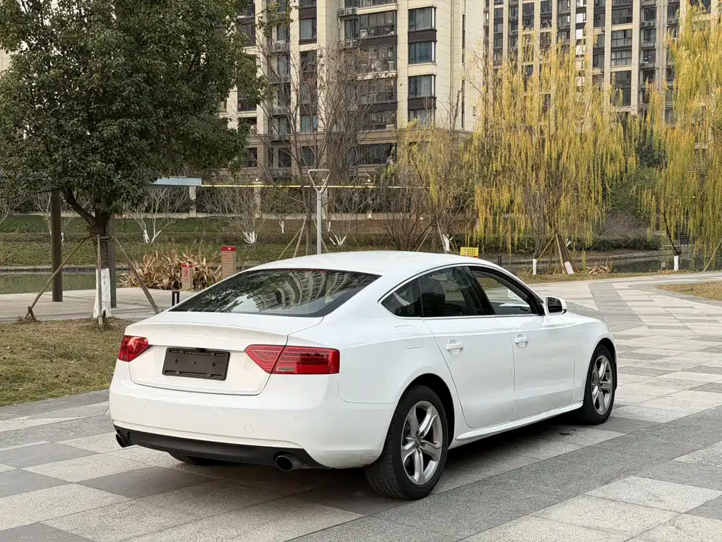 Audi A5 (Import) — миниатюра 6