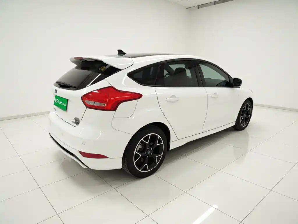 Ford Focus — миниатюра 4