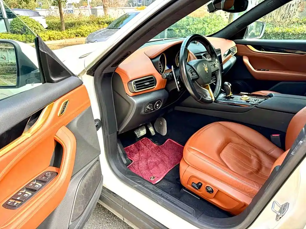 Maserati Levante — миниатюра 7