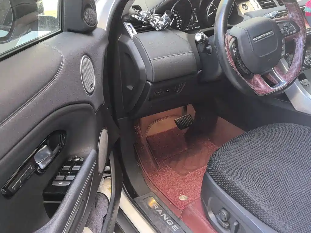 Land Rover Evoque — миниатюра 17
