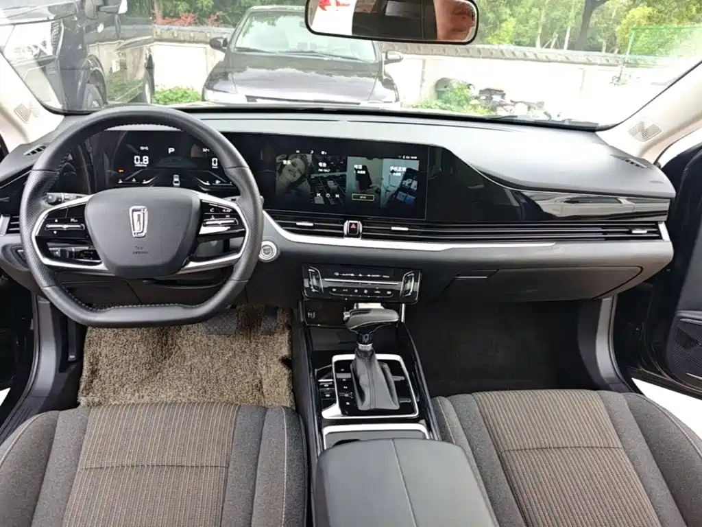 Bestune B70 — миниатюра 10