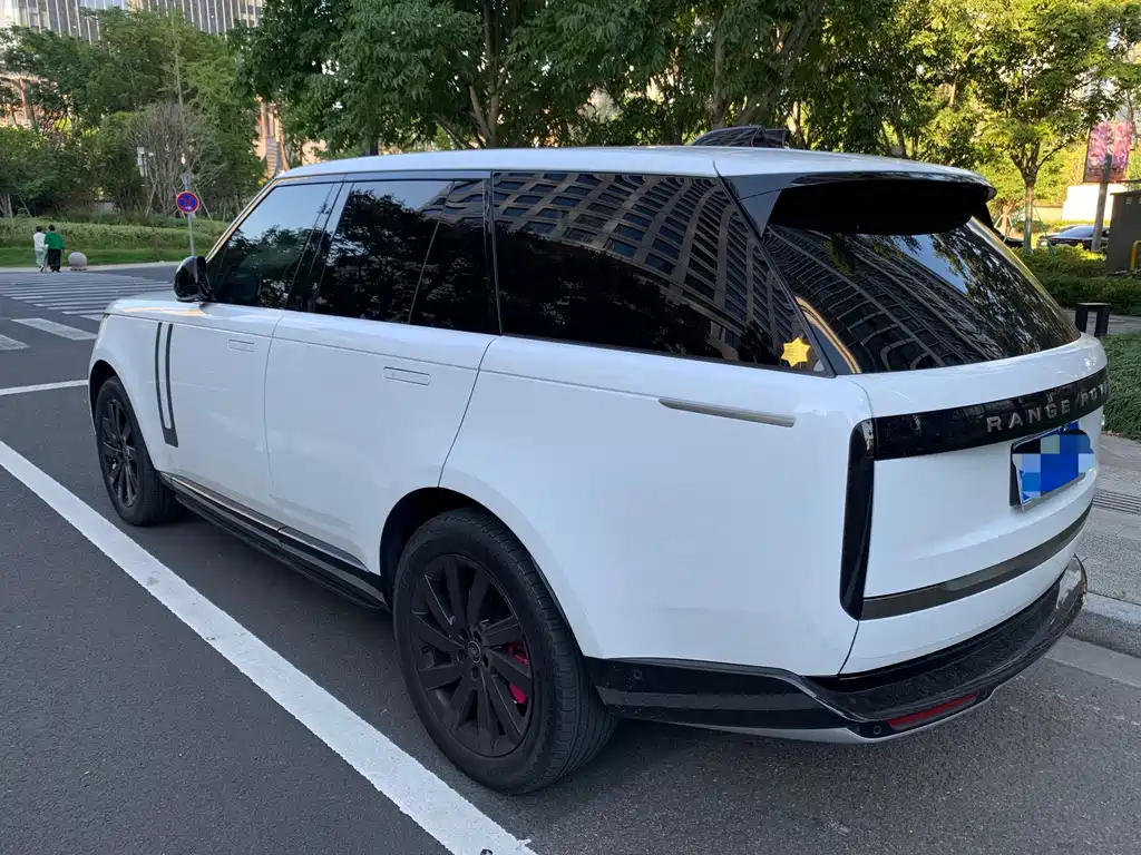 Land Rover Range Rover — миниатюра 9