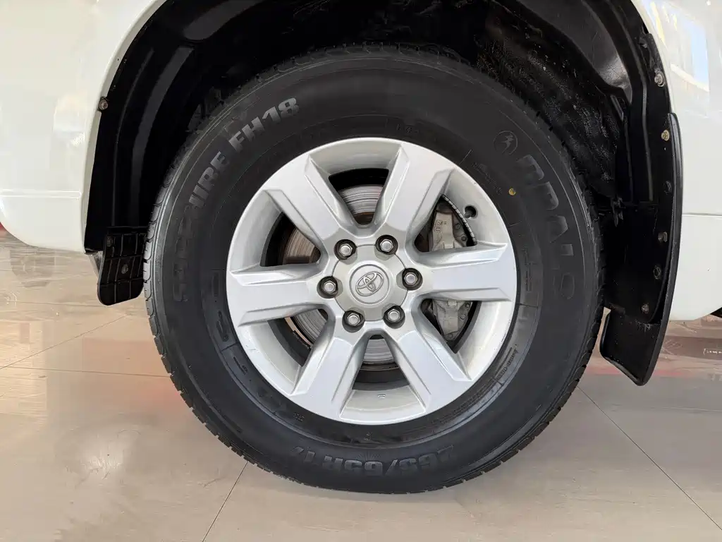 Toyota Prado — миниатюра 29