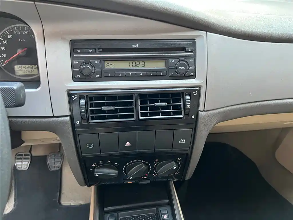 Volkswagen Santana Vista — миниатюра 11