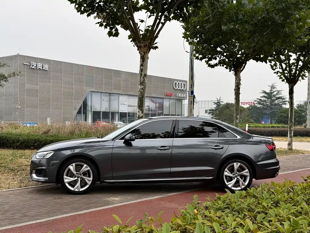 Audi A4L — миниатюра 6
