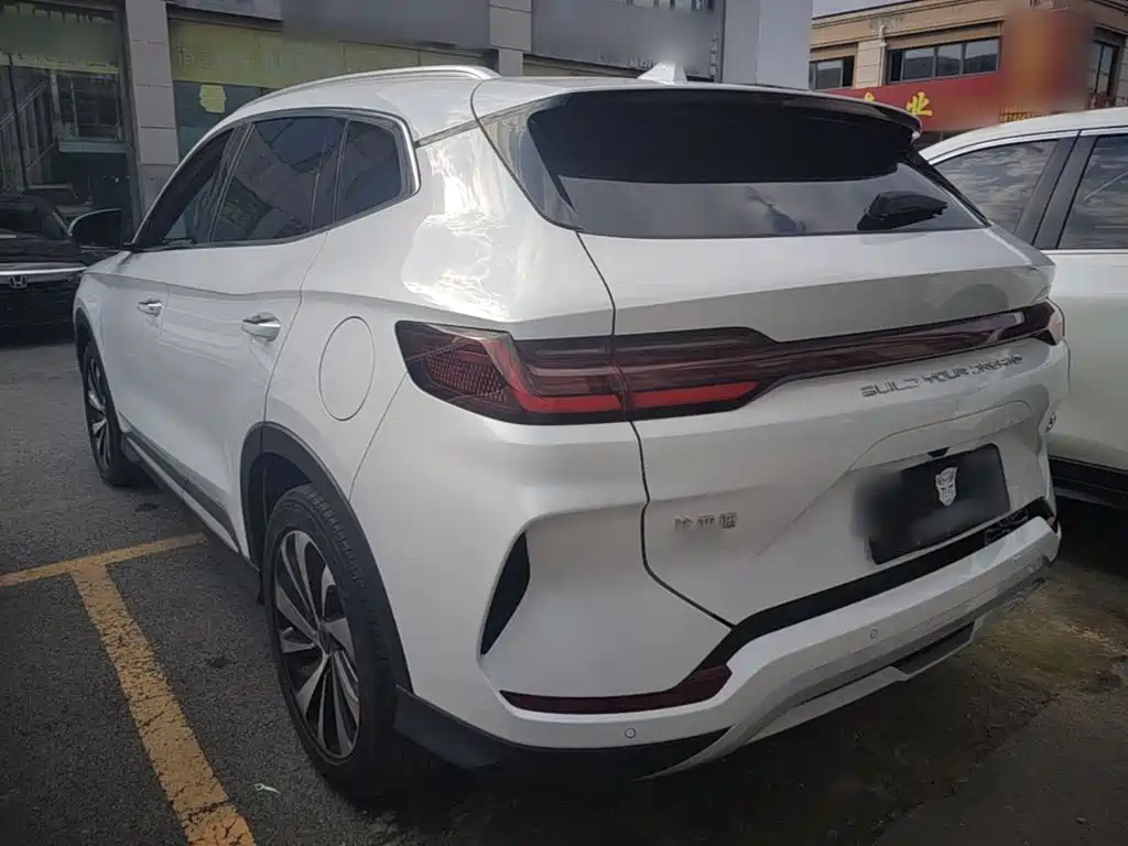 BYD PLUS New Energy — миниатюра 5