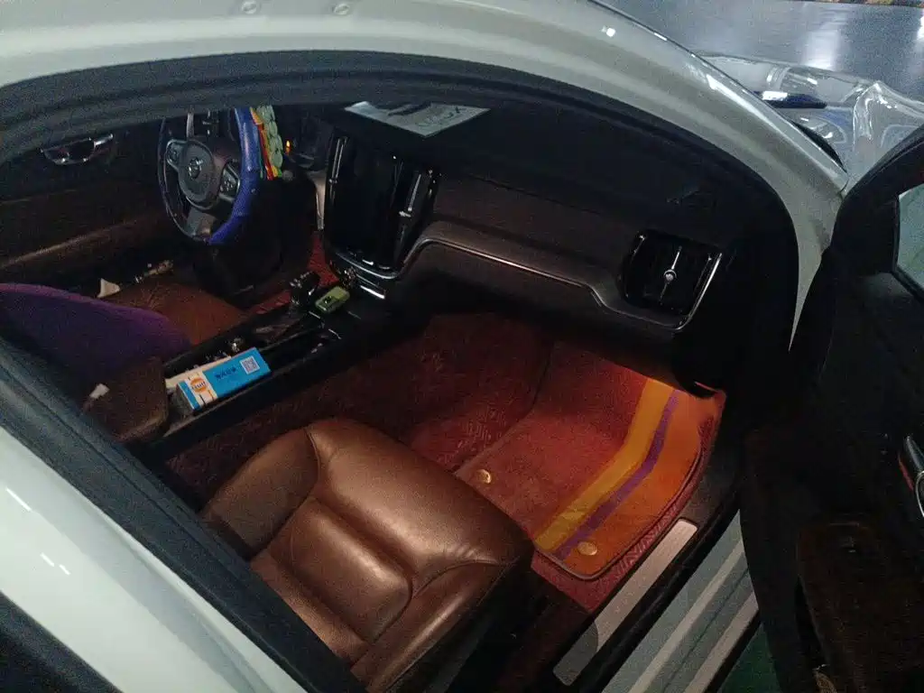 Volvo S60 — миниатюра 18