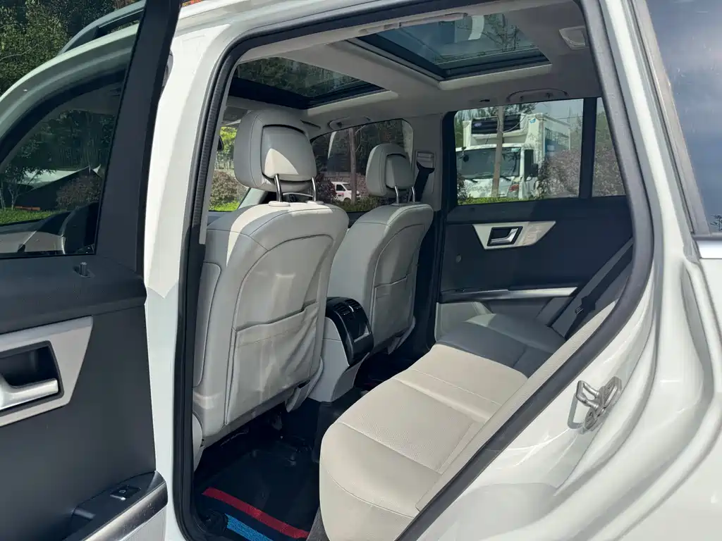 Mercedes-Benz GLK-Class — миниатюра 8