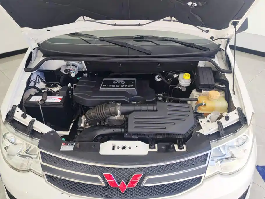 Wuling Hongguang — миниатюра 10