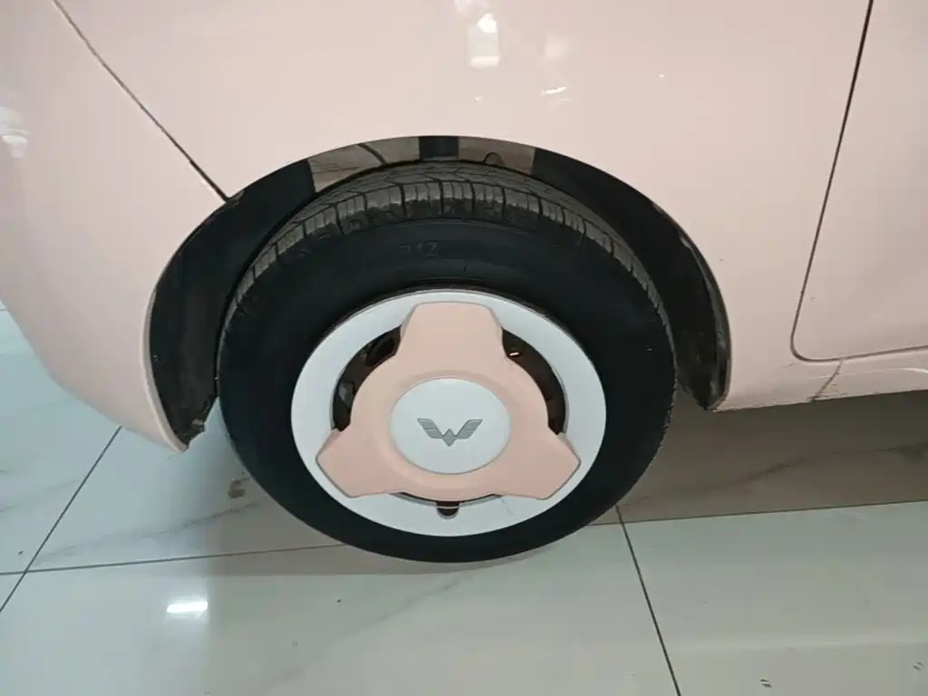 Wuling MINIEV — миниатюра 23